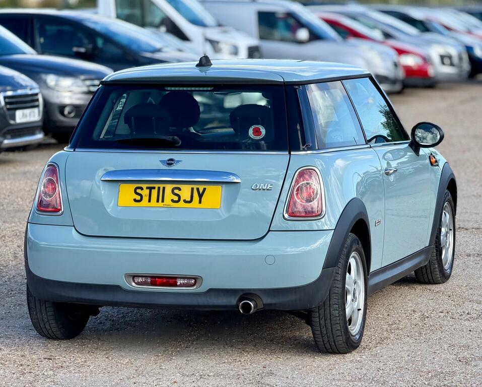 Mini Hatch Hatchback 1.6 One Euro 5 201161 White #20