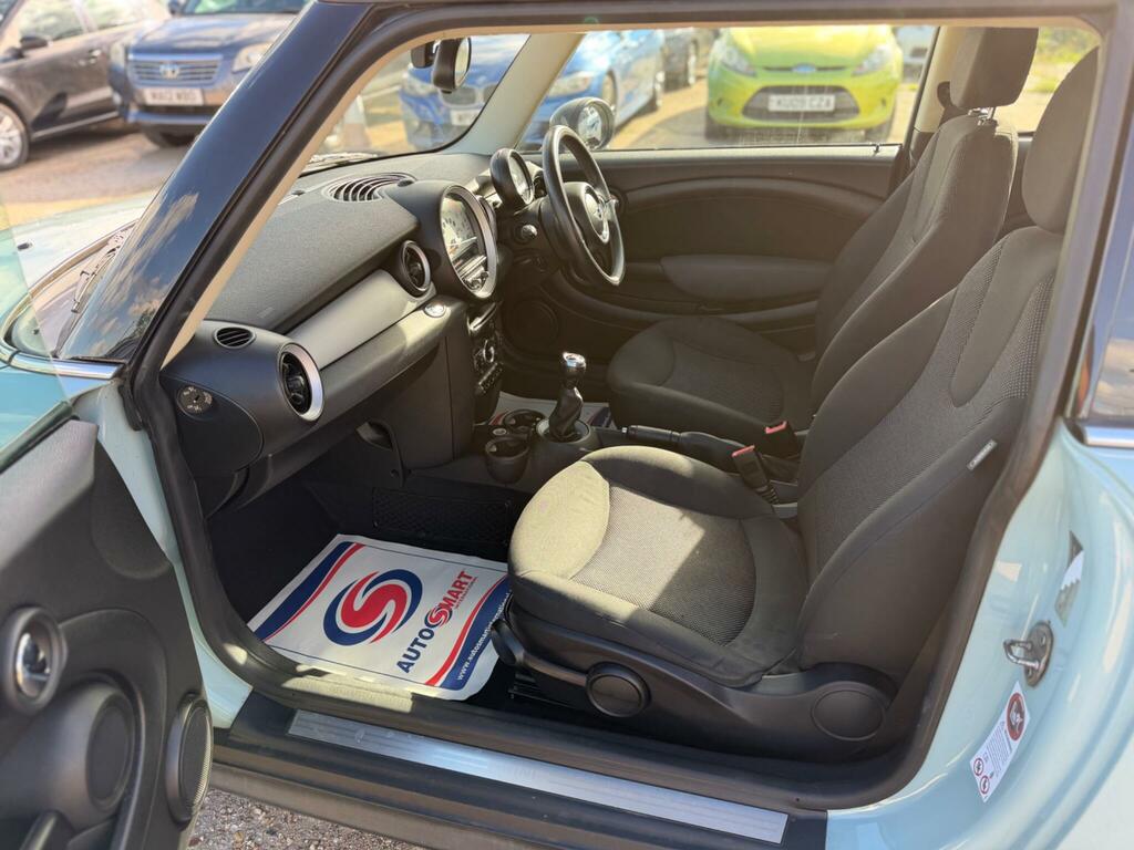 Mini Hatch Hatchback 1.6 One Euro 5 201161 White #37