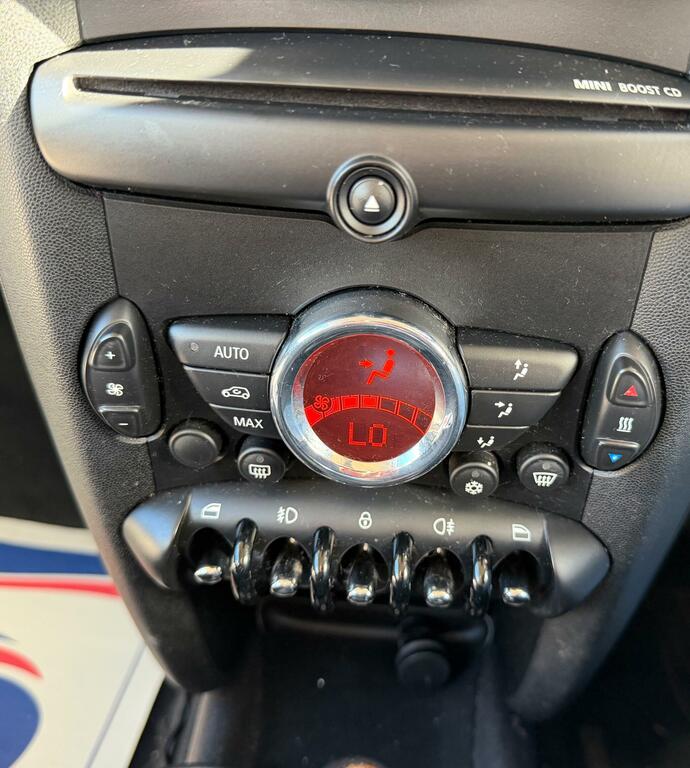 Mini Hatch Hatchback 1.6 One Euro 5 201161 White #43