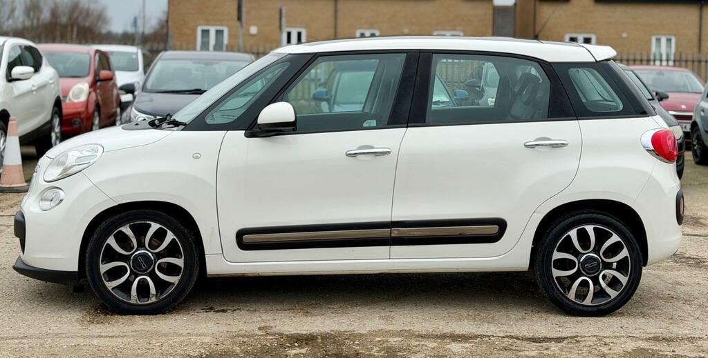 Fiat 500L 1.6 Multijet Lounge Euro 5 Ss White #4
