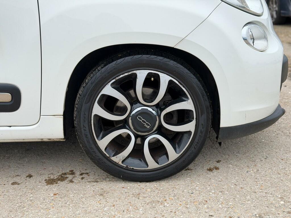 Fiat 500L Easy Black #16