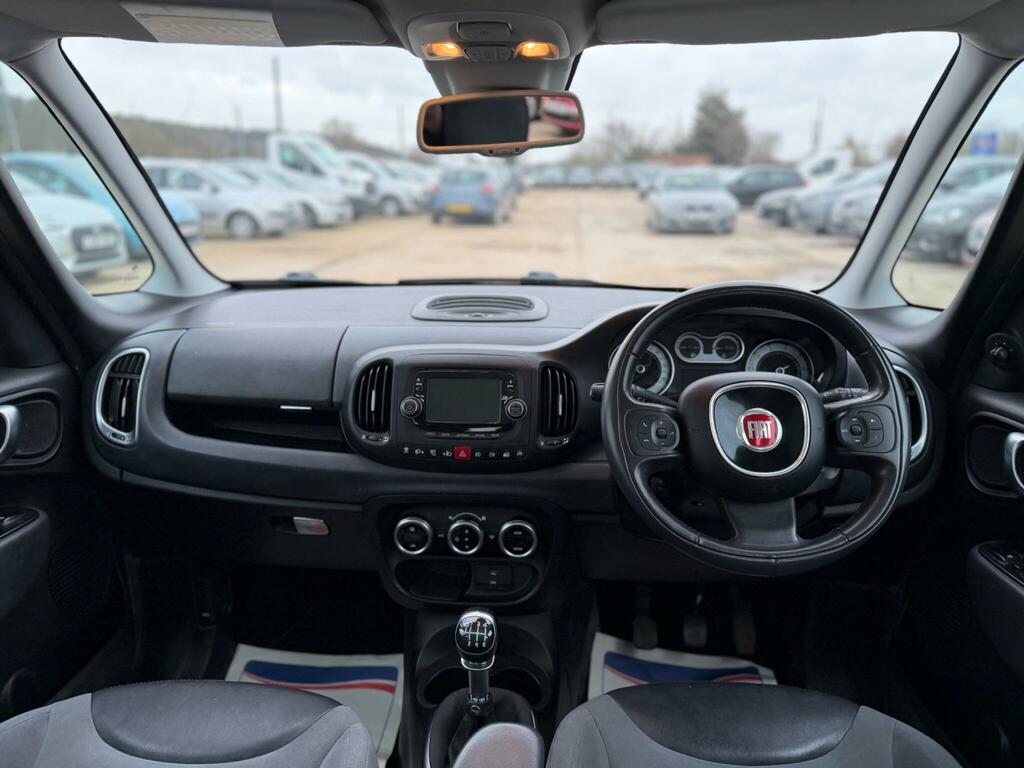 Fiat 500L Easy Black #36