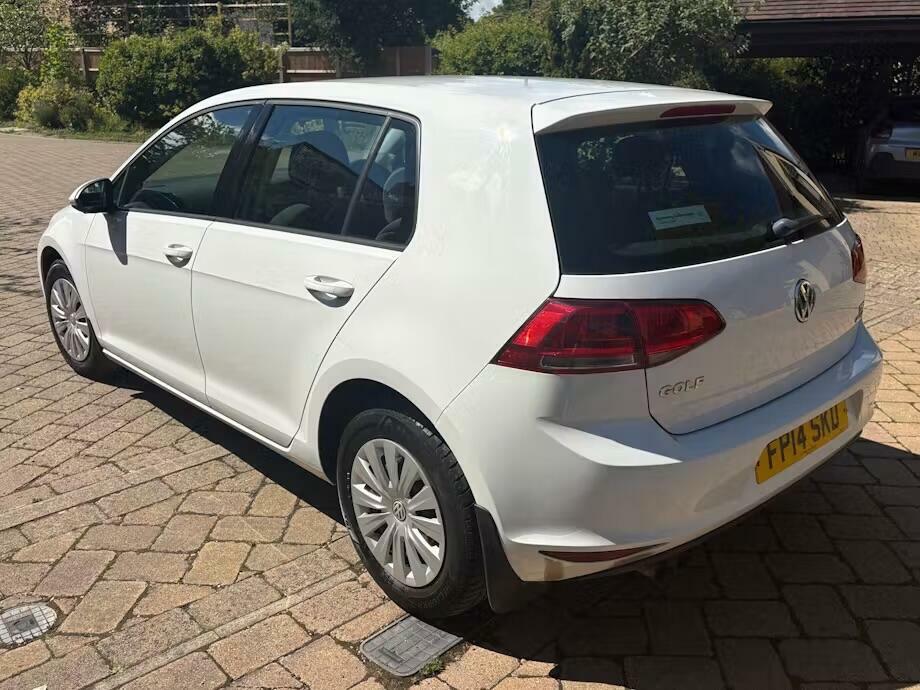 Volkswagen Golf 1.6 Se Tdi Bluemotion Technology 103 Bhp Red #2