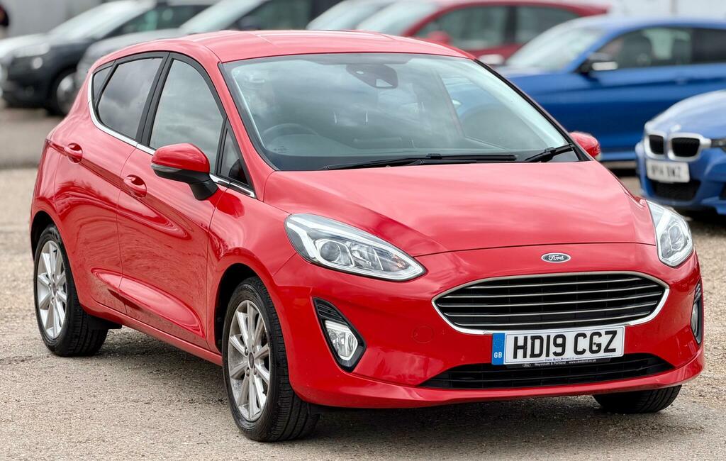 Ford Fiesta Titanium Red #6