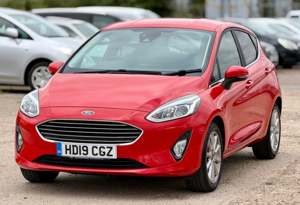Ford Fiesta Titanium Red #3