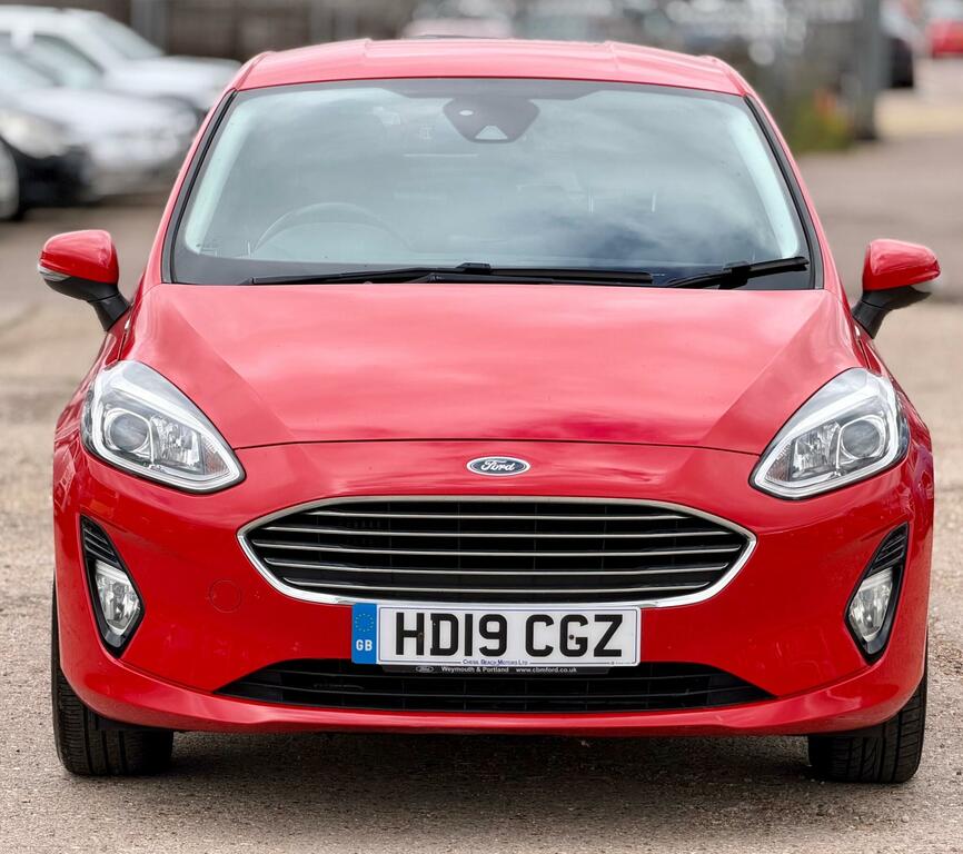 Ford Fiesta Titanium Red #2