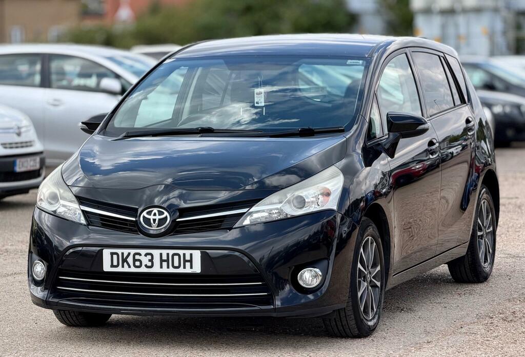 Toyota Verso D-4d Icon Silver #9