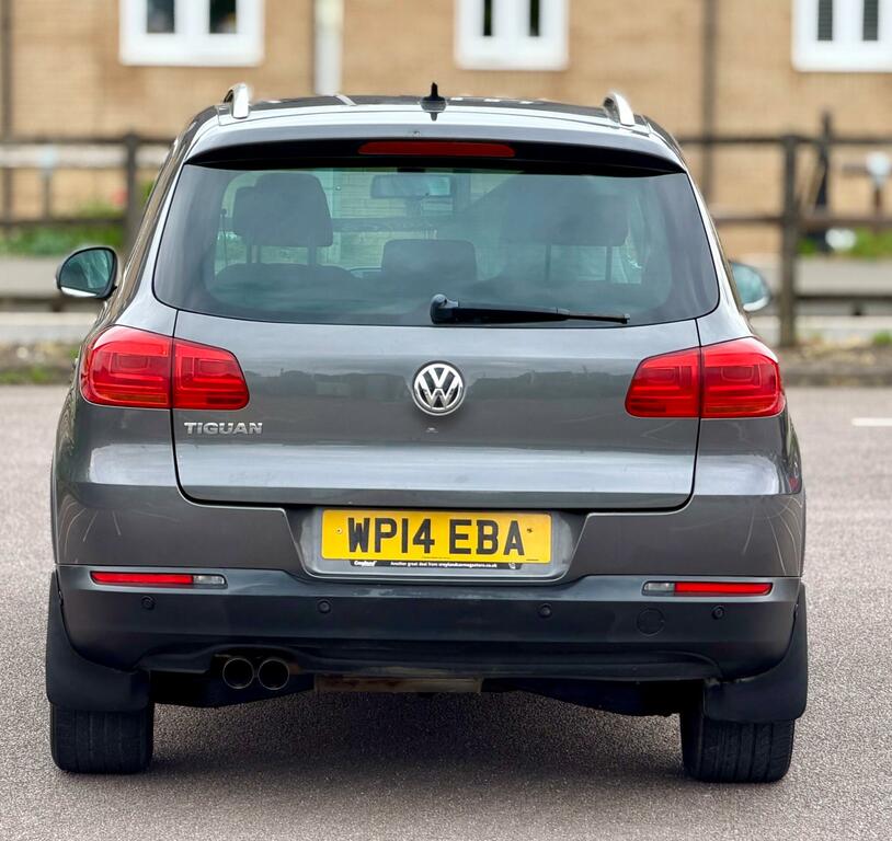 Volkswagen Tiguan 2.0 Tdi Bluemotion Tech Match Black #16