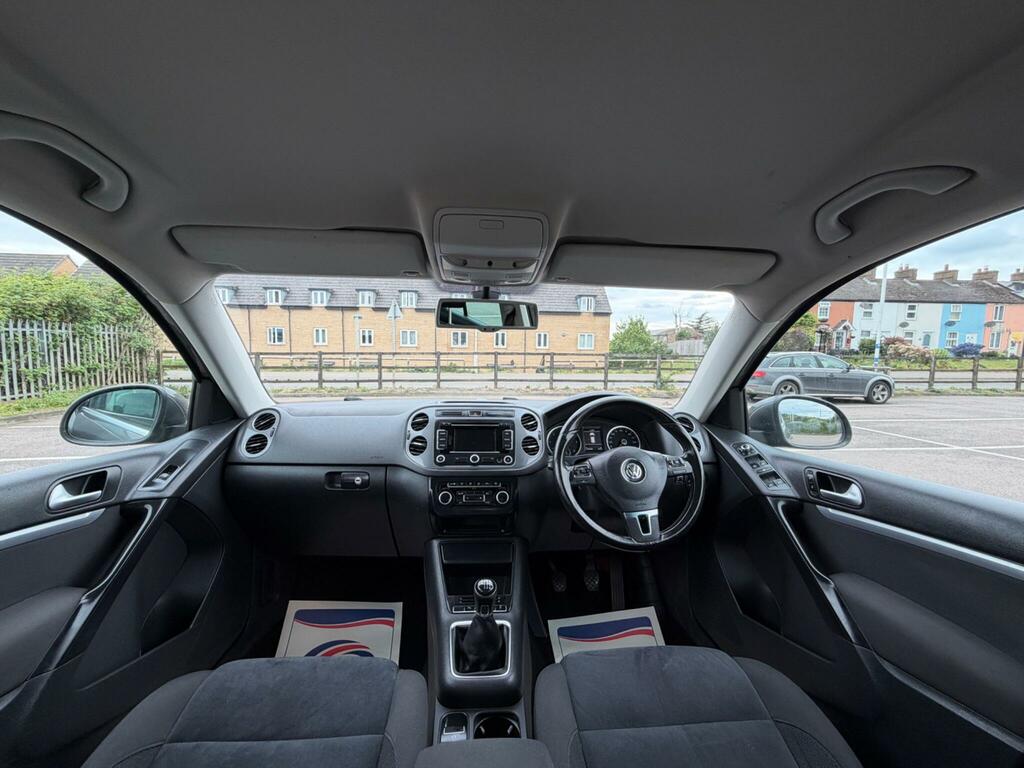 Volkswagen Tiguan 2.0 Tdi Bluemotion Tech Match Black #25