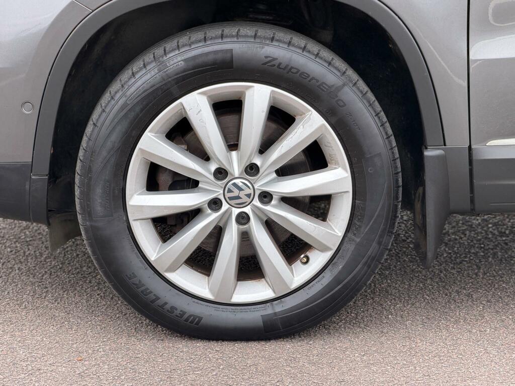 Volkswagen Tiguan 2.0 Tdi Bluemotion Tech Match Black #40