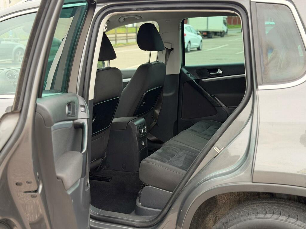 Volkswagen Tiguan 2.0 Tdi Bluemotion Tech Match Black #32