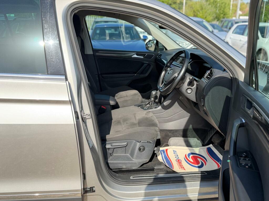 Volkswagen Tiguan Suv Grey #24