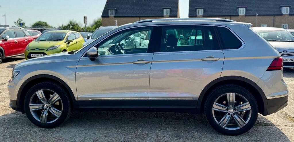 Volkswagen Tiguan Suv Grey #13