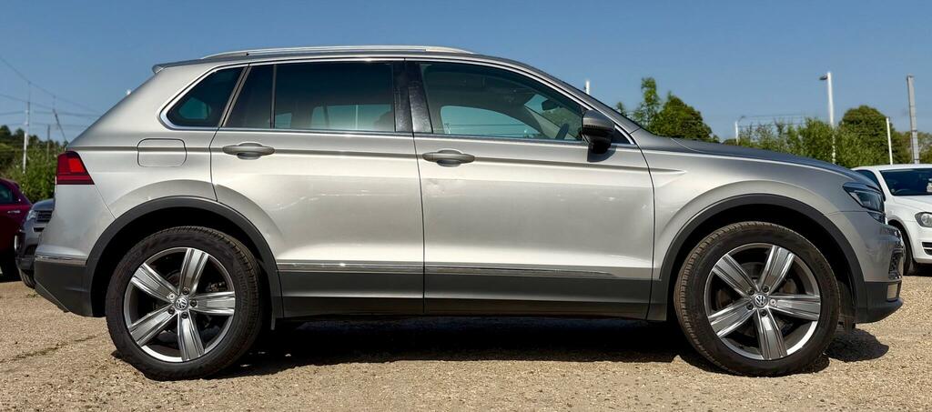 Volkswagen Tiguan Suv Grey #20