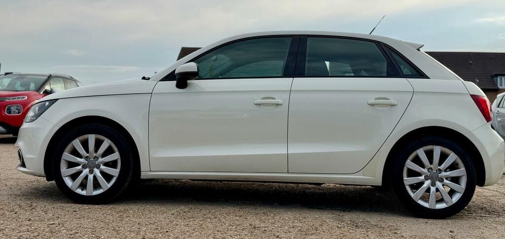 Audi A1 1.4 Tfsi S Line Style Edition Sportback Euro 5 S Red #15