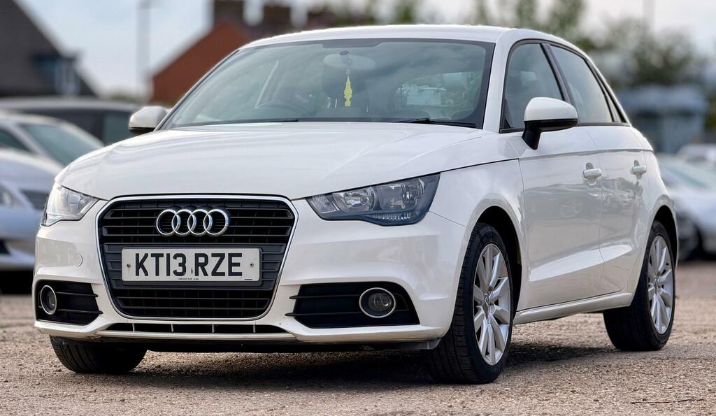 Audi A1 1.4 Tfsi S Line Style Edition Sportback Euro 5 S Red #10