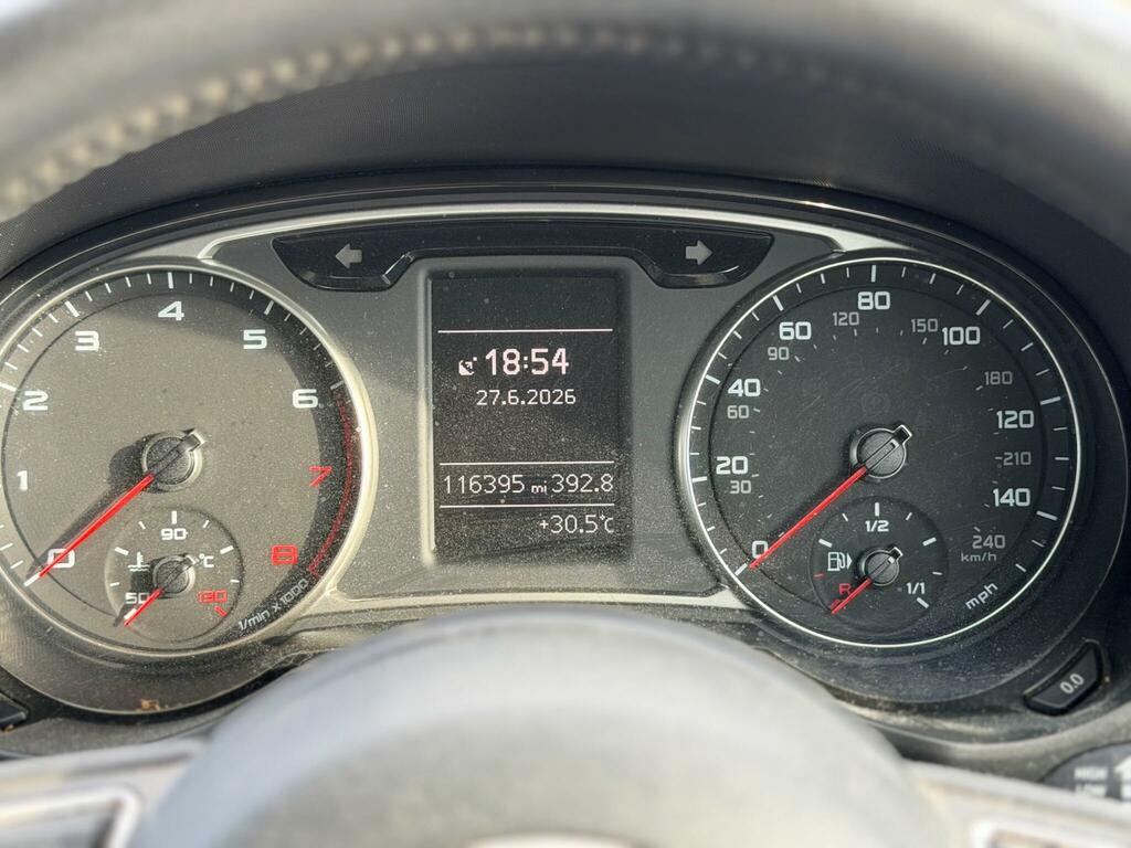 Audi A1 1.4 Tfsi S Line Style Edition Sportback Euro 5 S Red #33
