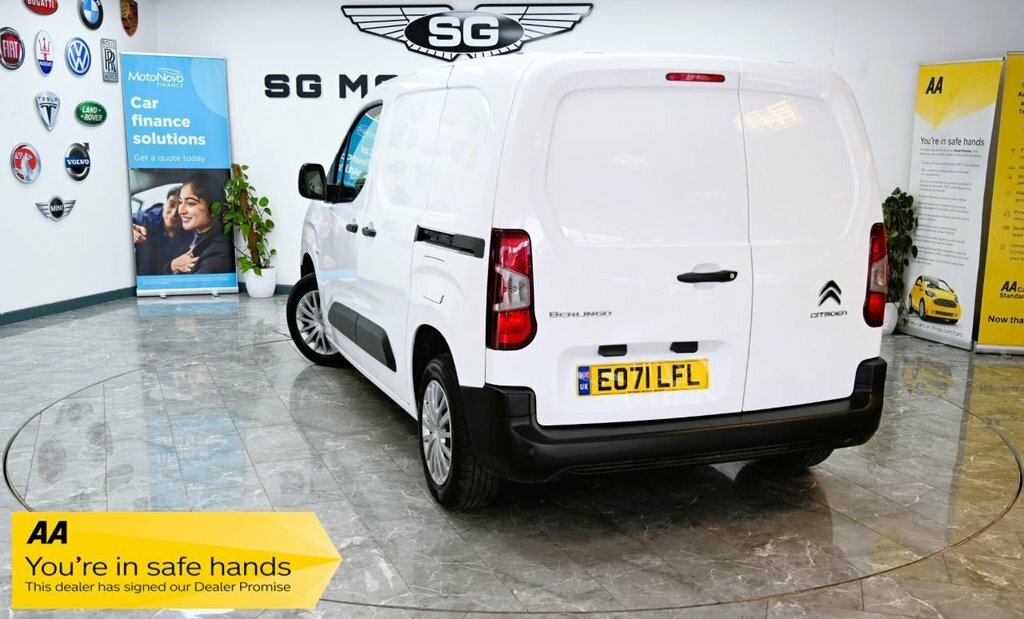 Citroen Berlingo 1.5L Enterprise M Pro White #2