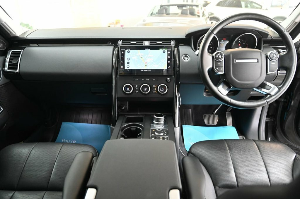 Land Rover Discovery 2L Se Black #3