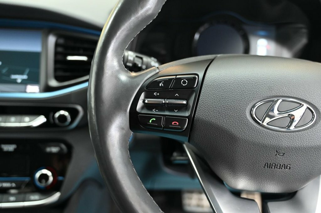 Hyundai Ioniq Hatchback Grey #19