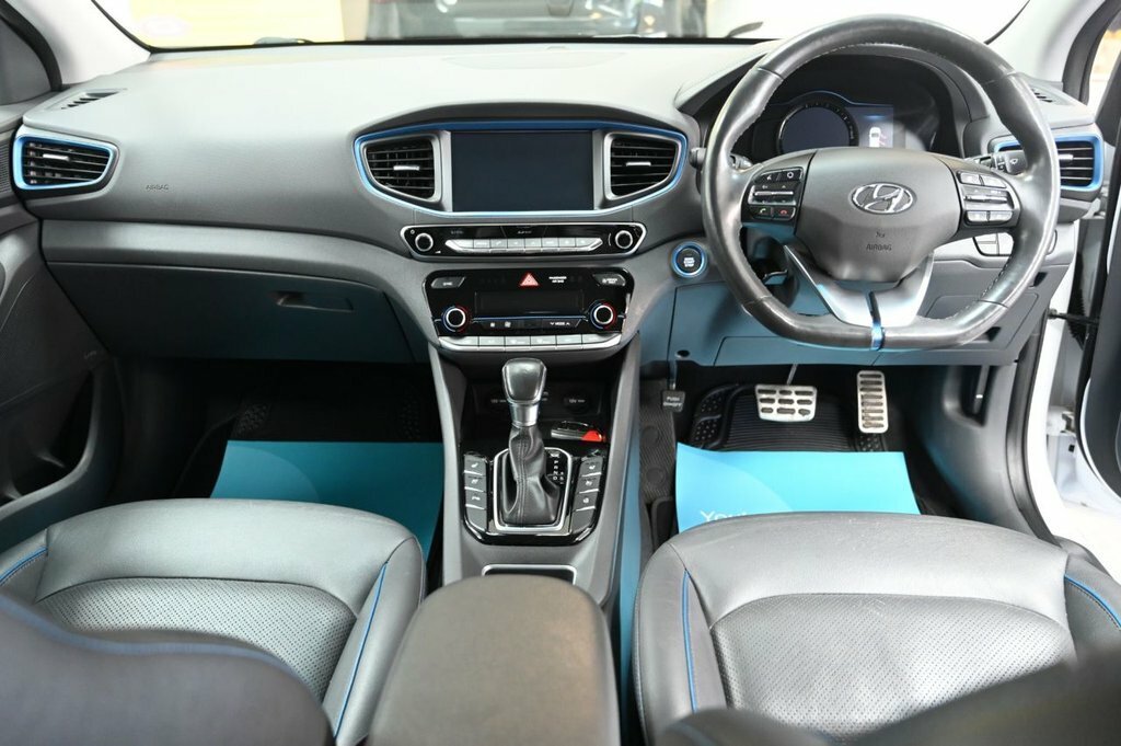 Hyundai Ioniq 1L Premium Se White #2