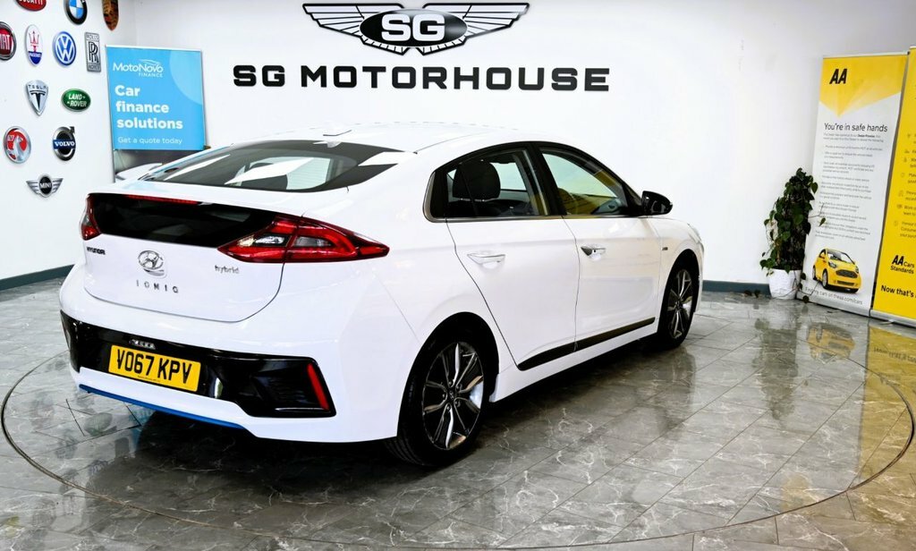 Hyundai Ioniq Hatchback Grey #10