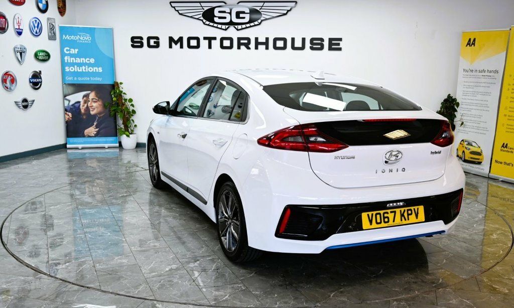 Hyundai Ioniq Hatchback Grey #8