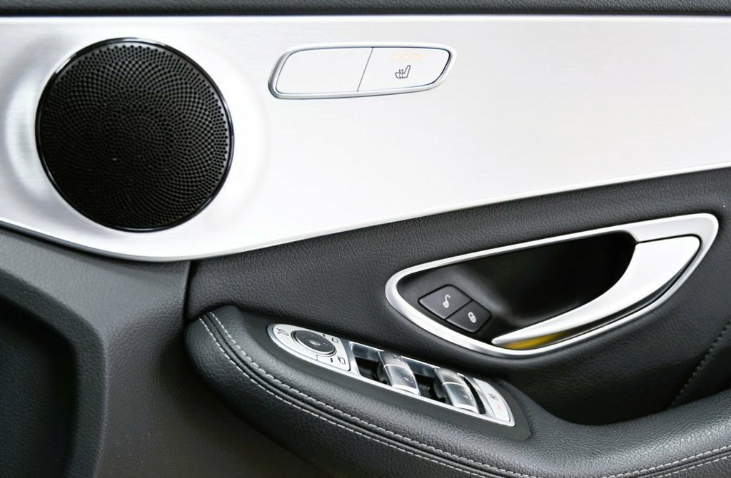 Mercedes-Benz C Class 2L Amg Line Black #2