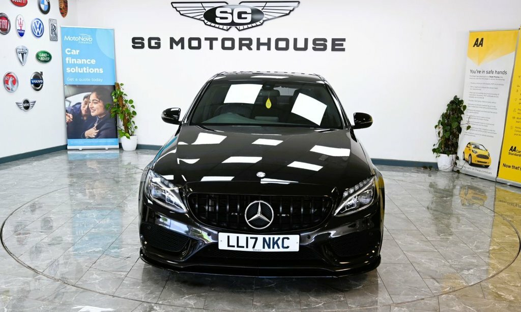 Mercedes-Benz C Class 2L Amg Line Black #4