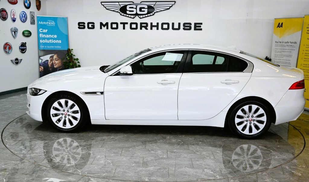 Jaguar XE 2.0L Gtdi R-sport 197 Bhp Grey #8