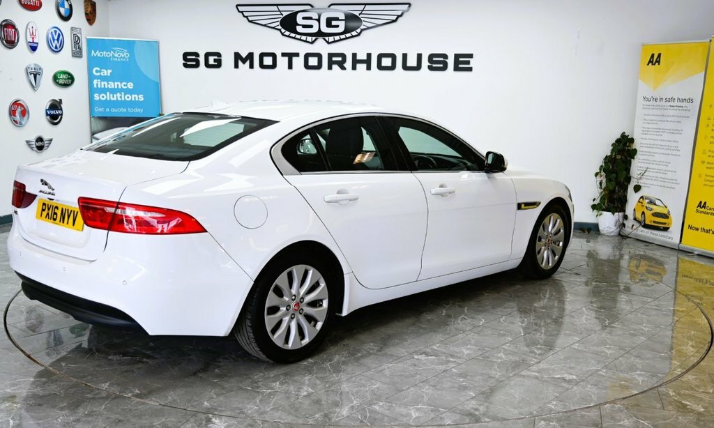 Jaguar XE 2.0L Gtdi R-sport 197 Bhp Grey #12