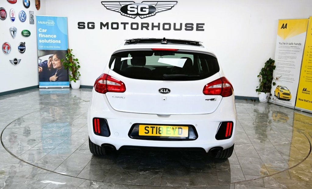 Kia Ceed 1L Gt-line S White #6