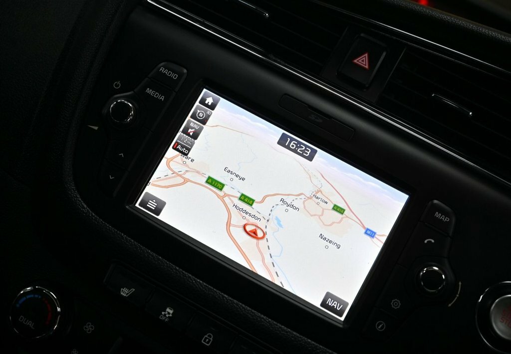 Kia Ceed 1L Gt-line S White #4
