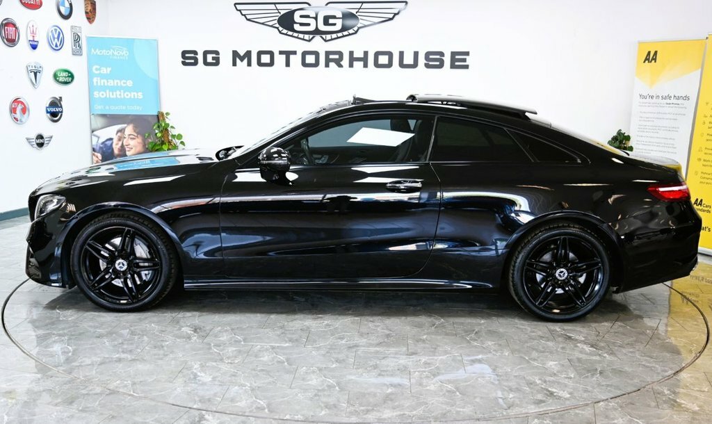 Mercedes-Benz E Class 2L Amg Line Black #5