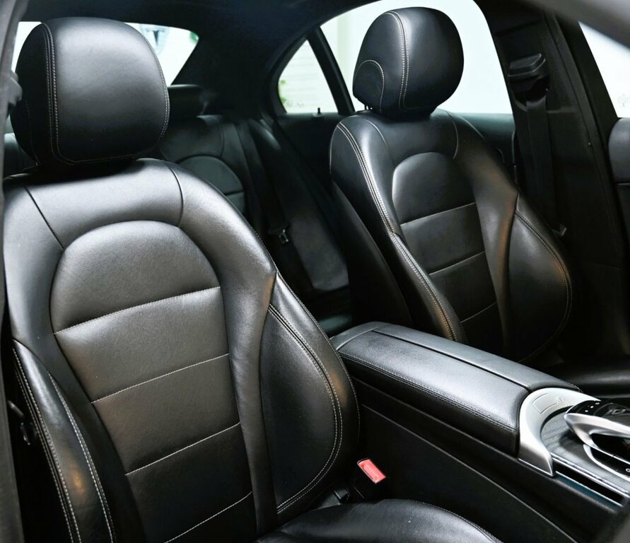 Mercedes-Benz C Class 2L Amg Line Silver #4