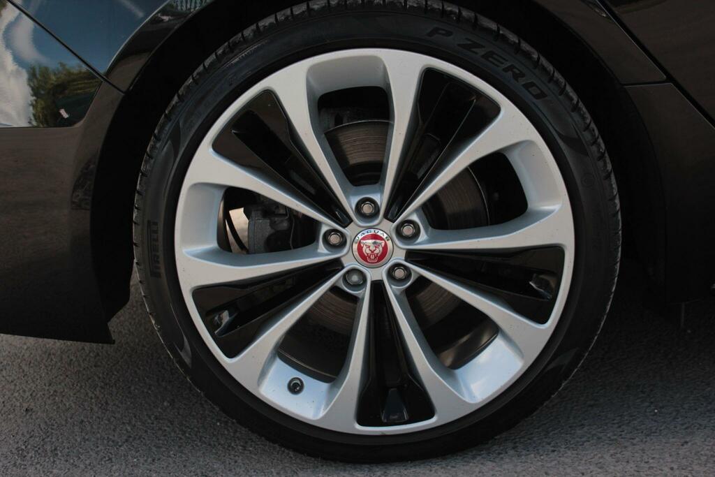 Jaguar XF 2.0 D200 Mhev R-dynamic Se Euro 6 Ss Blue #11