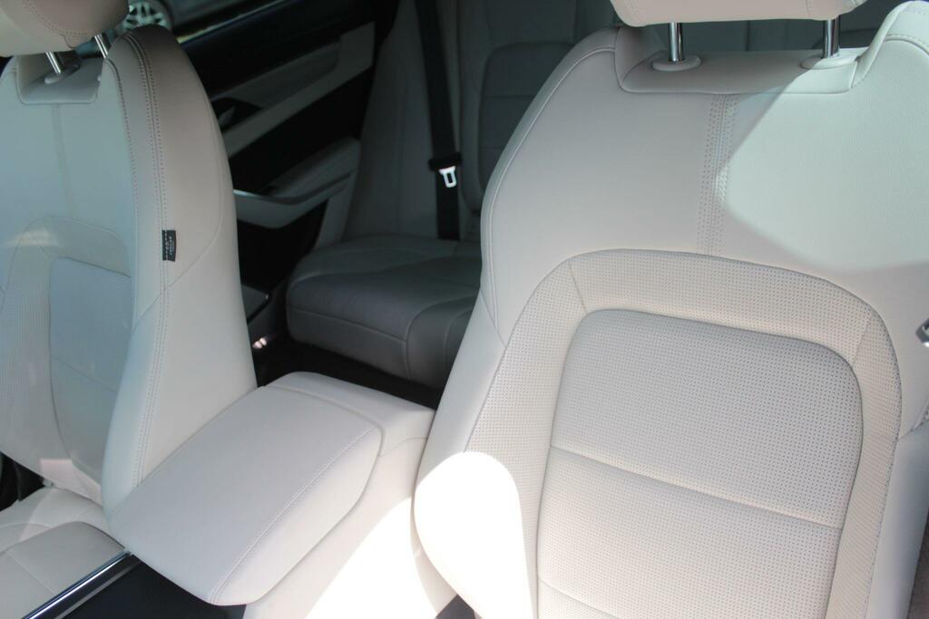 Jaguar XF 2.0 D200 Mhev R-dynamic Se Euro 6 Ss Blue #19
