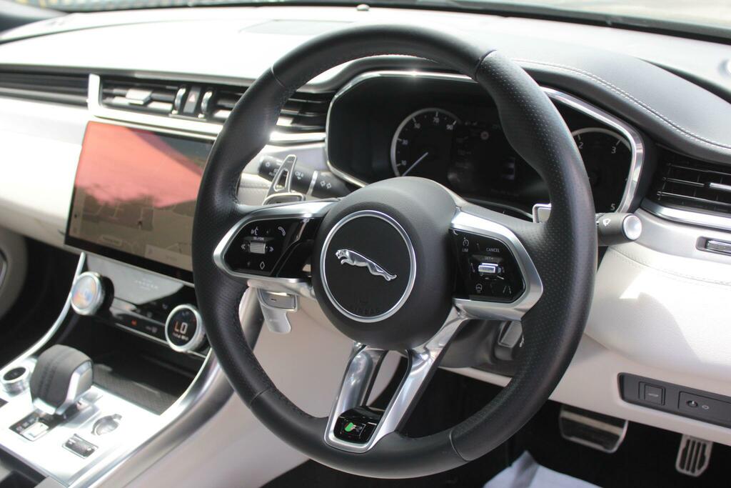 Jaguar XF 2.0 D200 Mhev R-dynamic Se Euro 6 Ss Blue #24