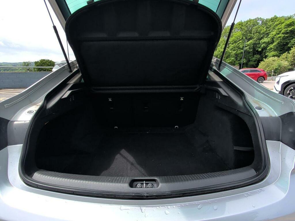 Vauxhall Insignia Vauxhall Insignia Sri Vx-line Nav 1.5T Sri Vx-line White #18