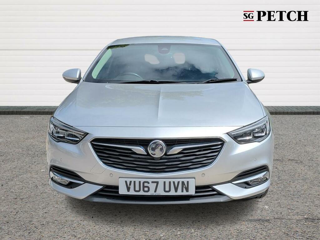 Vauxhall Insignia Vauxhall Insignia Sri Vx-line Nav 1.5T Sri Vx-line White #8