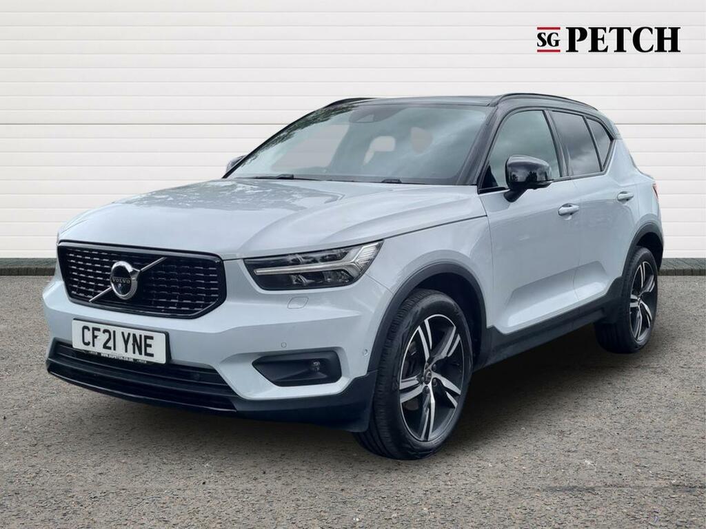 Volvo XC40 1.5 T3 163 Momentum Black #7