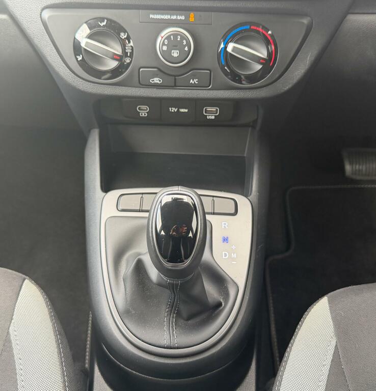 Hyundai I10 1.0 63 Advance Nav Grey #10