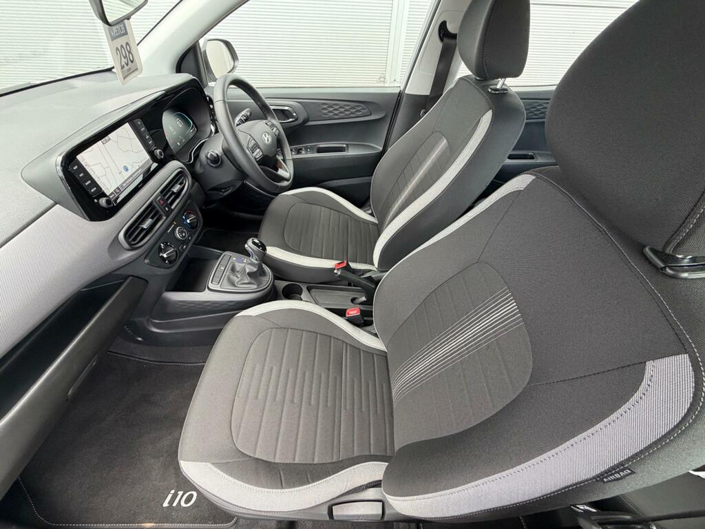 Hyundai I10 1.0 63 Advance Nav Grey #30