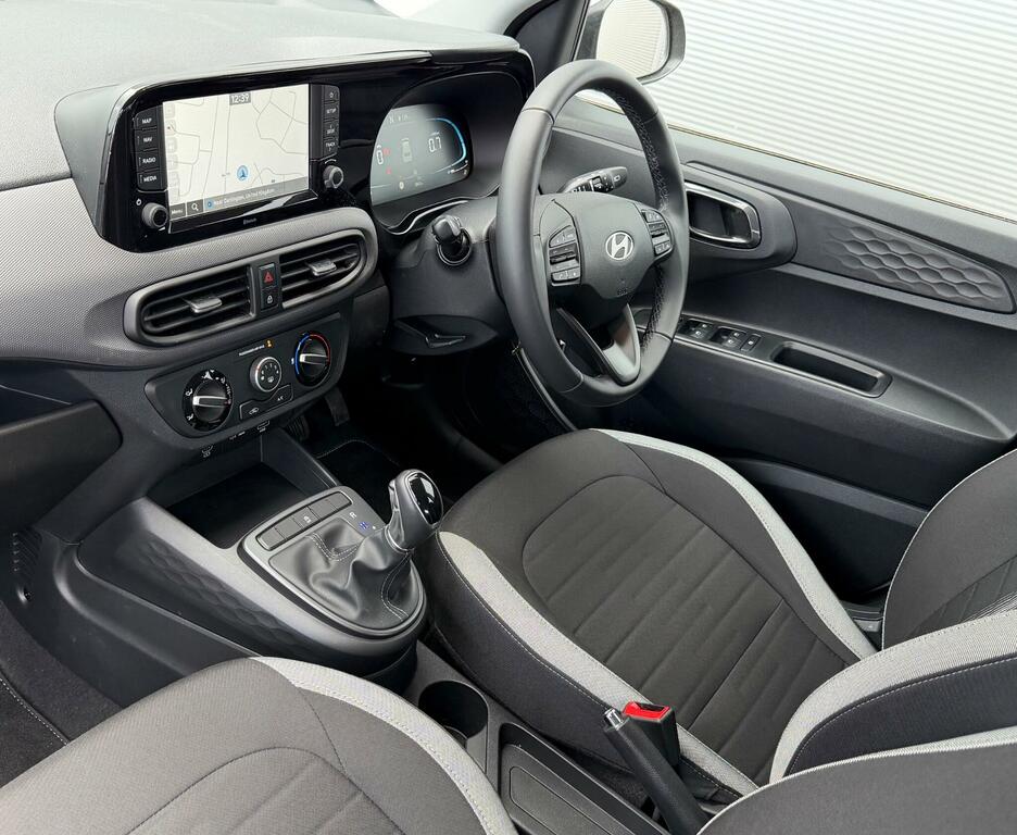 Hyundai I10 1.0 63 Advance Nav Grey #9