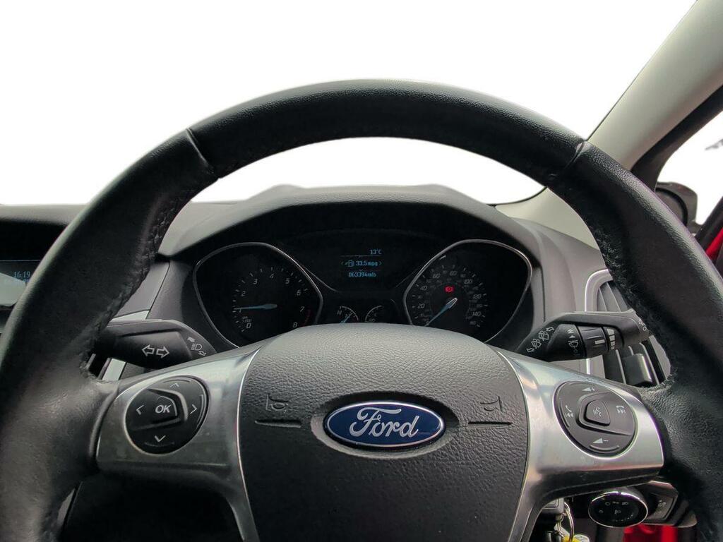 Ford Focus Hatchback 1.6 Tdci Zetec Euro 5 Ss 201313 White #13