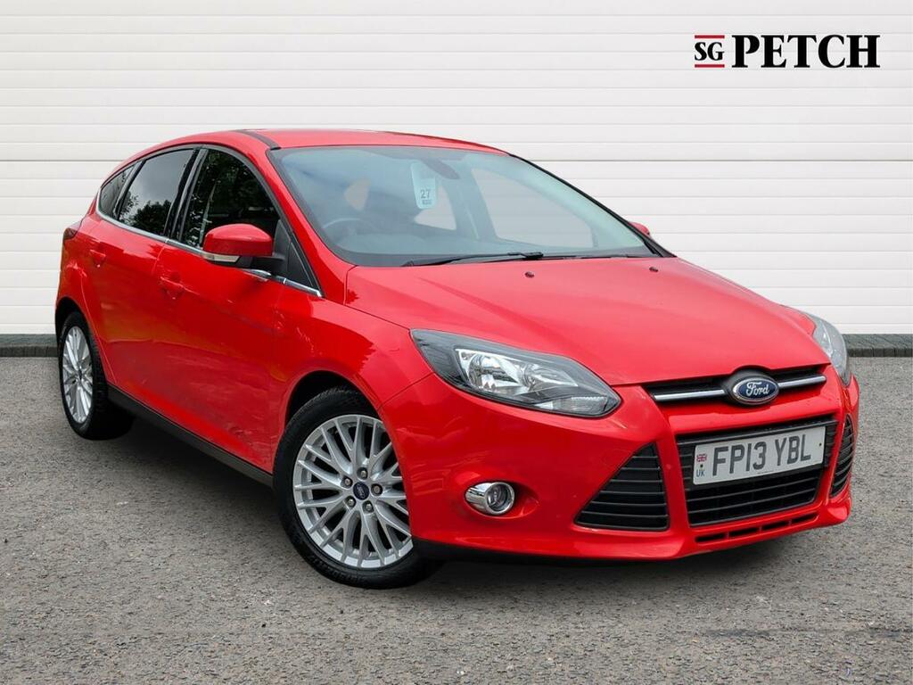 Ford Focus Hatchback 1.6 Tdci Zetec Euro 5 Ss 201313 White #1