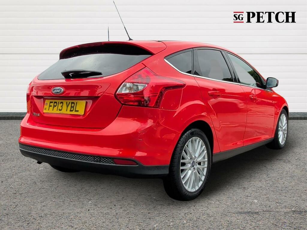 Ford Focus Hatchback 1.6 Tdci Zetec Euro 5 Ss 201313 White #3
