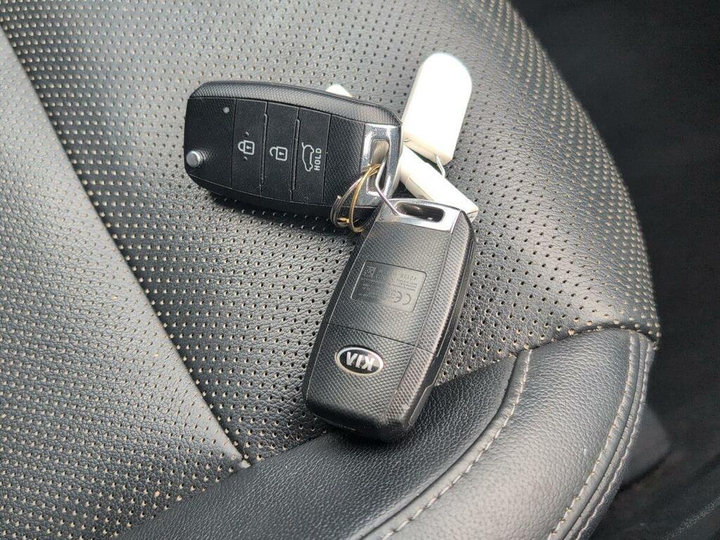 Kia Sorento 2.2 Crdi 3 Dct Red #25