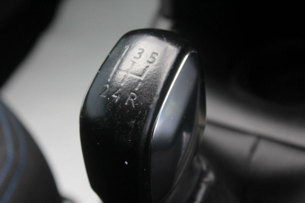 Peugeot 208 1.2 Puretech Gpf Gt Line Eat Euro 6 Ss Black #8