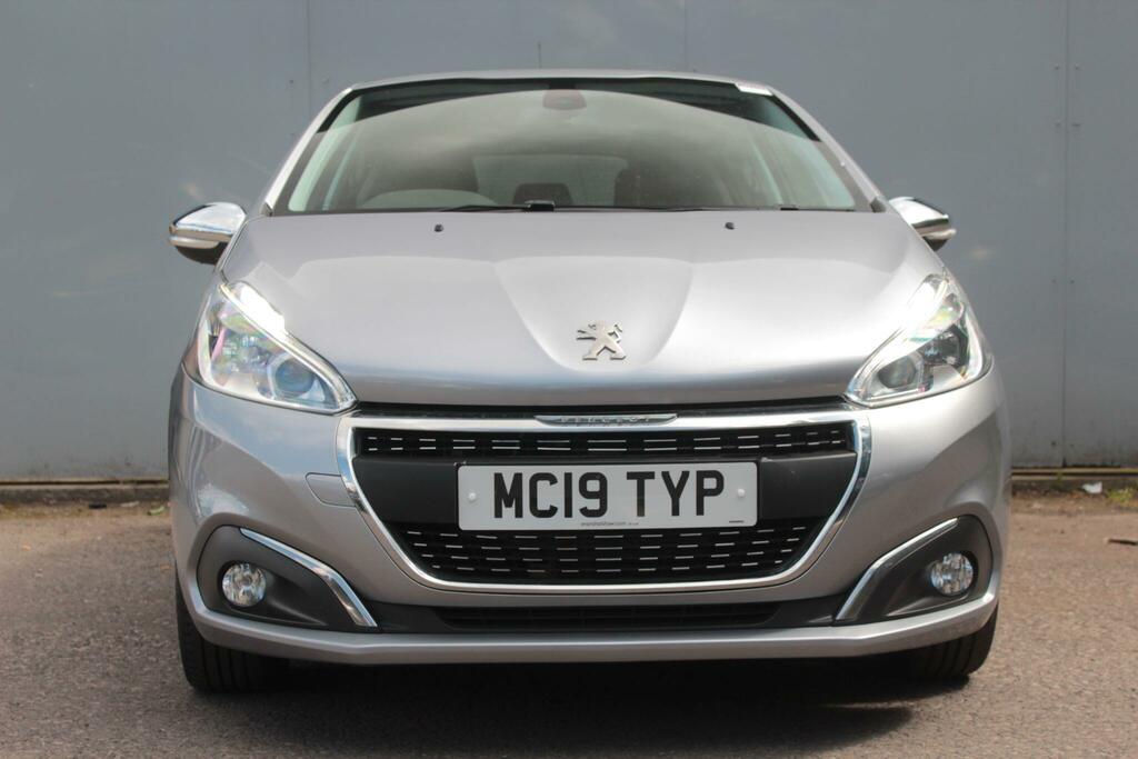 Peugeot 208 1.2 Puretech Gpf Gt Line Eat Euro 6 Ss Black #2